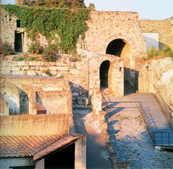 Porta Marina and its city walls at Pompeii