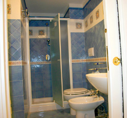 Home at Sorrento: The bathroom of Marina Grande Home at Sorrento