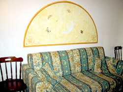 Amalfi Coast Apartment: Detail of the sopha-bed for two people of Vicalvano Type B Apartment on Amalfi Coast