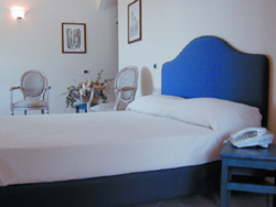 Hotel Amalfi Coast: Example of a bedroom of the hotel 