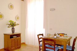 Table with chairs of 