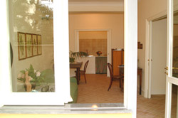 Sorrento Lodging: Parco Verde Lodging in Sorrento, seen from the external courtyard of the house