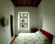 Double room N3 with view on the square Madonna dei Monti