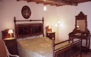 Double-bedroom of Celli apartment