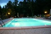 La piscina by night