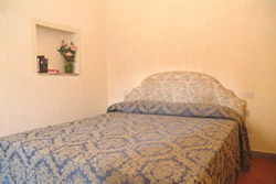 Florence Centre Accommodation: Double Bedroom of Tafi Accommodation