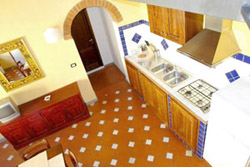 Florence Vacation Lodging: Kitchen of Benozzo Lodging in Florence
