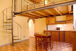 Apartment Rental Florence: Dining-room with kitchen of Botticelli Apartment