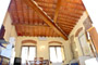  Florence Tuscany Apartment: Living-room with wooden beams of Giotto Apartment
